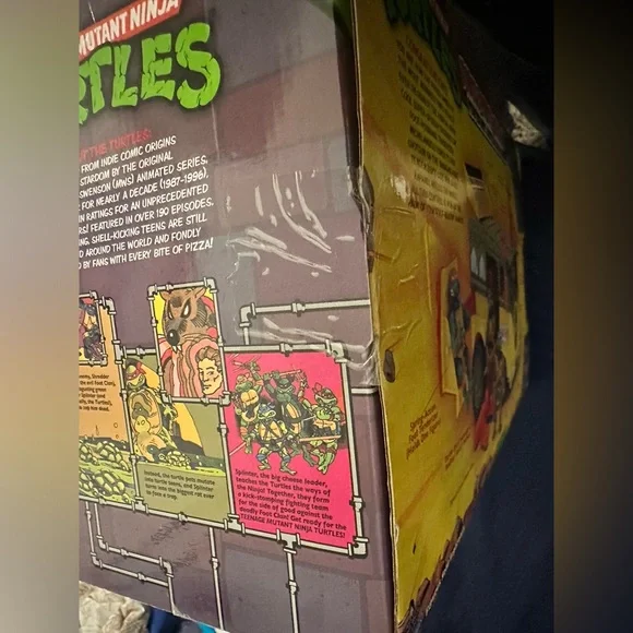 TMNT Party Wagon. 2013 Toys R Us retro collection. New, never open - Picture 5 of 8